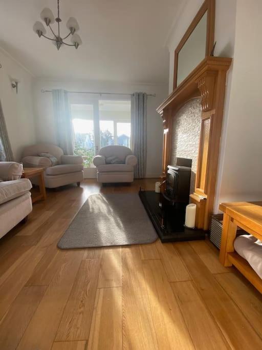 The Townhouse Dungloe Villa Dış mekan fotoğraf